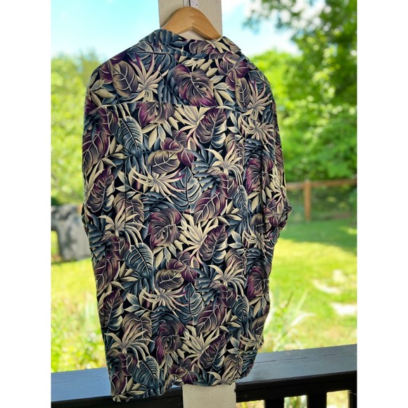 Soft and breezy Men's casual short sleeve button-up, XL, Hawaiian - Picture 2 of 6